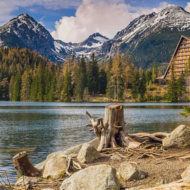 paisaje_lago_Eslovaquia_en_coche_de_alquiler